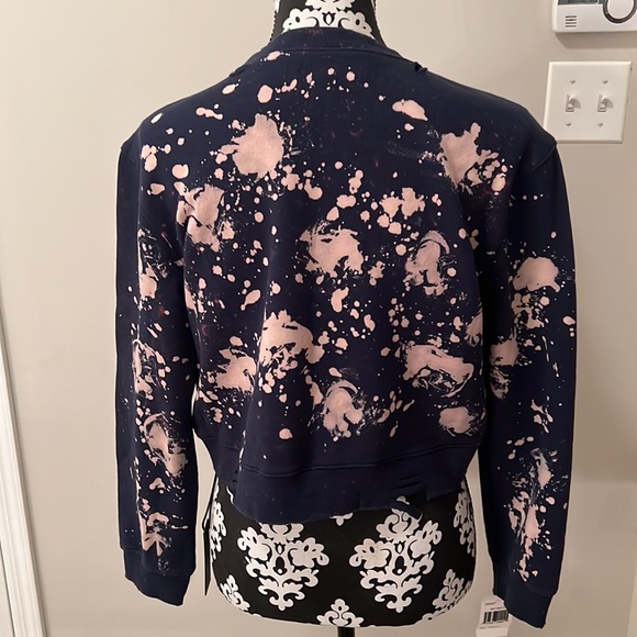 Blank NYC Women Pullover Sweatshirt Sz S Tie Dye Crop Top Distressed Blue - Picture 2 of 5